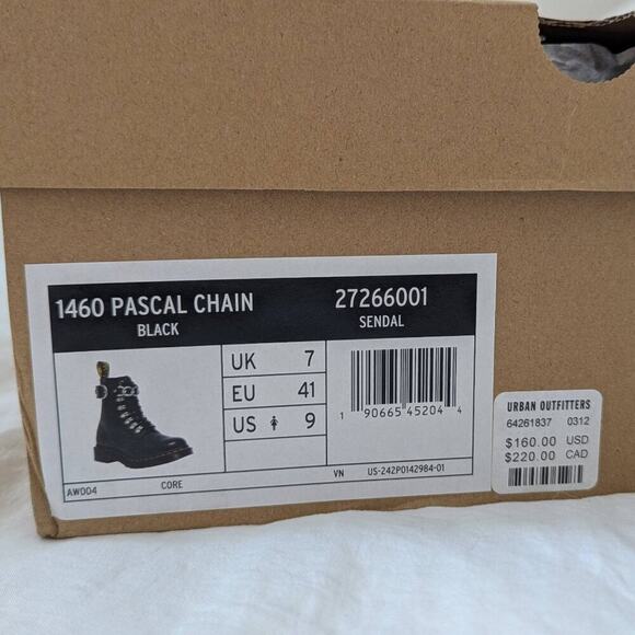 DR. MARTENS | DOC MARTENS 1460 Pascal Women's Chain Lace Up Boots, Sz 9, NIB! - Picture 8 of 9